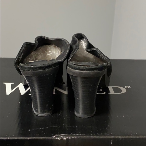 Sugar Black suede open toe heels. 3” heels. Size 8 - Picture 6 of 8